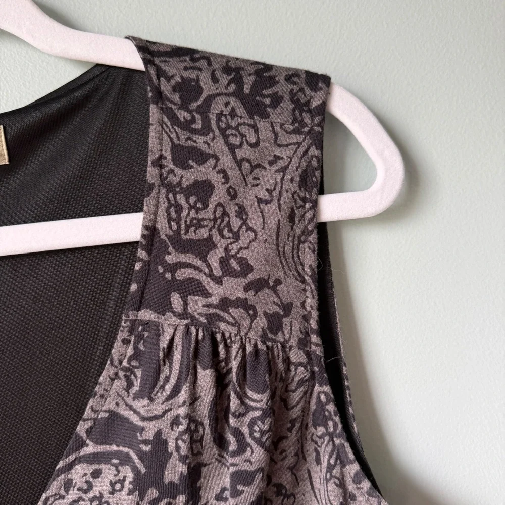 The Territory Ahead Sleeveless Surplice Gray Batik Print Boho Dress Size‎ 12